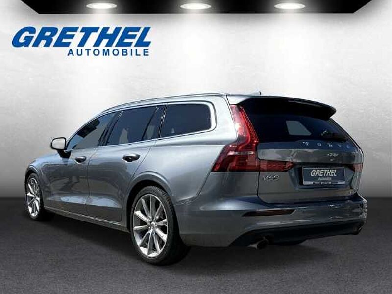 Volvo V60 Momentum Pro Plug-In Hybrid AWD T6 Twin Engine EU6d-T