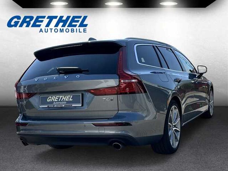 Volvo V60 Momentum Pro Plug-In Hybrid AWD T6 Twin Engine EU6d-T