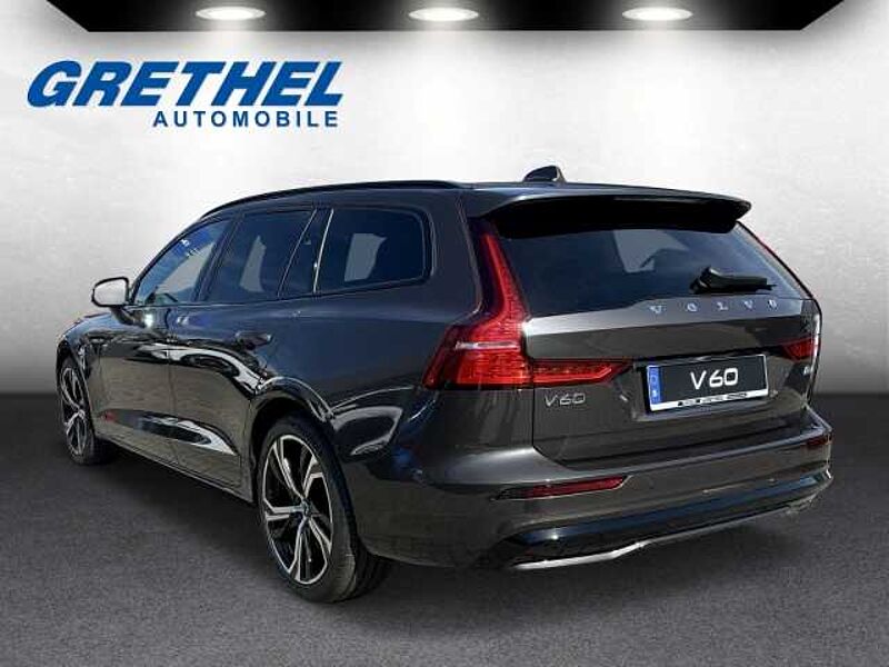 Volvo V60 Plus Dark B4 Benzin EU6d Leder digitales Cockpit Memory Sitze Soundsystem LED Ku