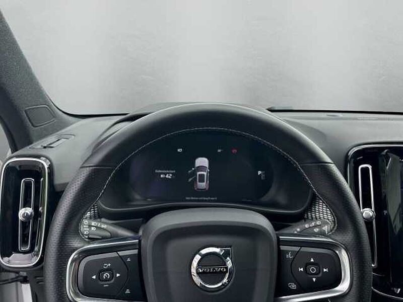 Volvo XC40 R-Design Recharge AWD Pure Electric  P8 Twin Navi Leder digitales Cockpit Memory