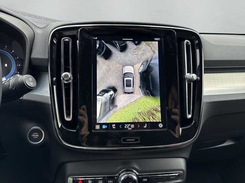 Volvo XC40 Core 2WD B3 EU6d AHK Navi digitales Cockpit Sperrdiff. ACC El. Heckklappe