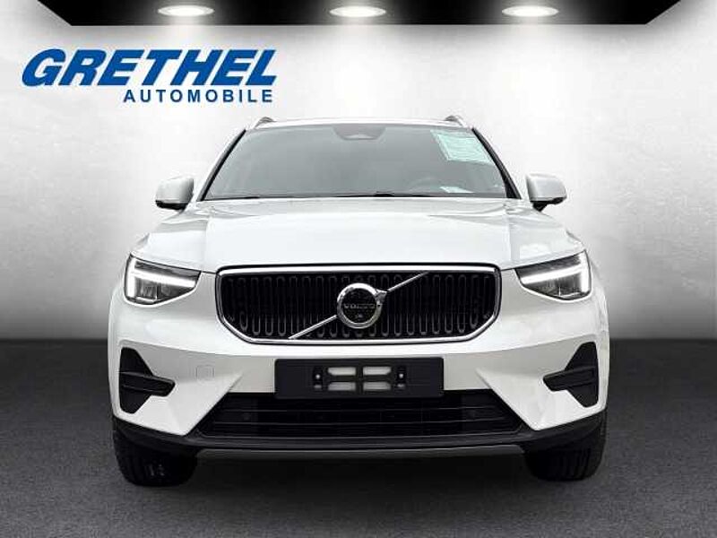 Volvo XC40 Core 2WD B3 EU6e Navi digitales Cockpit Sperrdiff. ACC El. Heckklappe