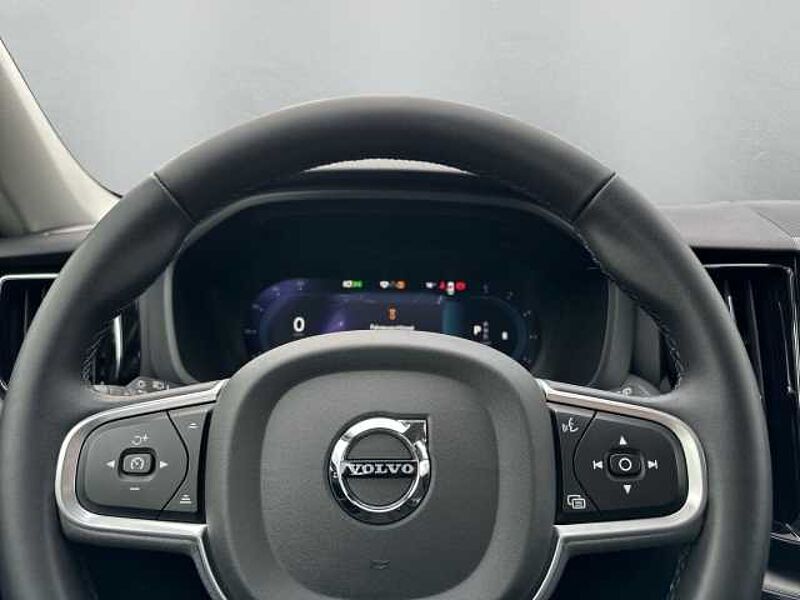 Volvo XC60 Momentum Pro 2WD B4 Diesel AHK-klappbar Navi digitales Cockpit Soundsystem