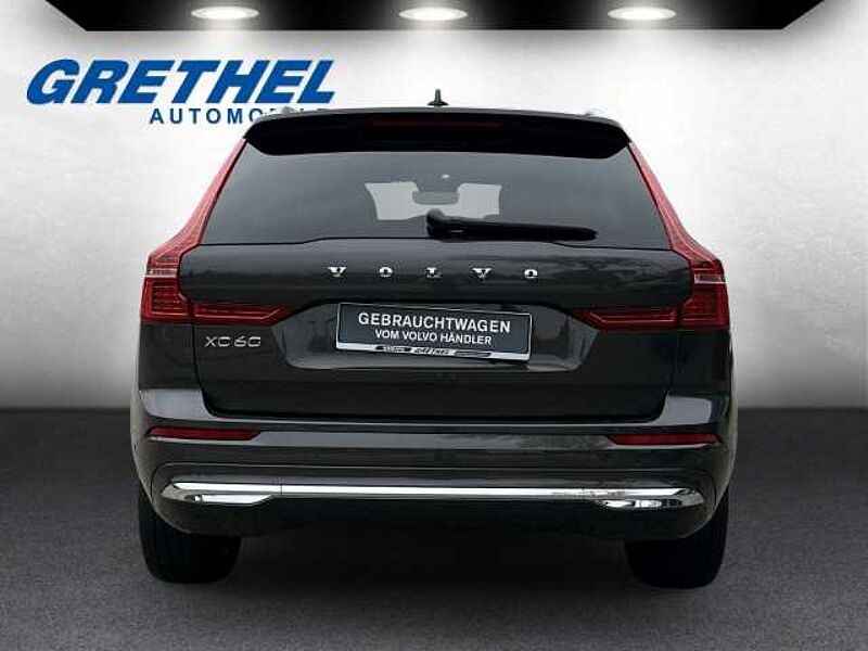 Volvo XC60 Inscription Recharge Plug-In Hybrid AWD T6 Twin Engine AHK-klappbar Navi digital