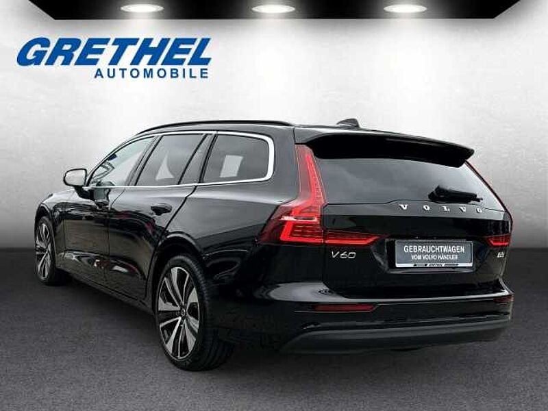 Volvo V60 Core B3 Benzin EU6d Navi digitales Cockpit Memory Sitze Soundsystem LED Blendfre