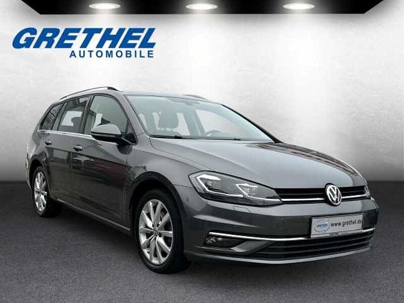 Volkswagen Golf VII Highline BMT Start-Stopp 1.5 TSI Navi Massagesitze LED Sperrdiff. ACC